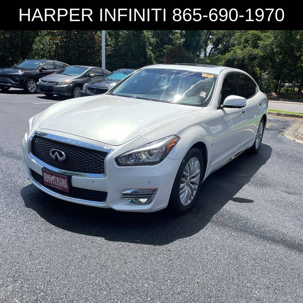 2015 INFINITI Q70L 3.7 — Sedan — 94,402 mi — Knoxville, TN
