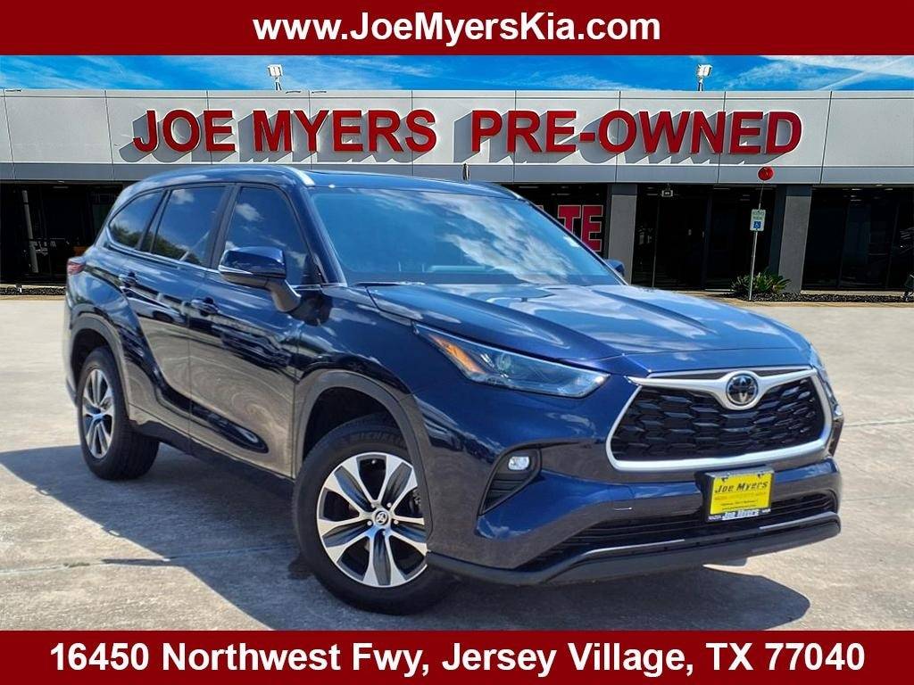 2023 Toyota Highlander L — SUV — 23,901 mi — Houston, TX