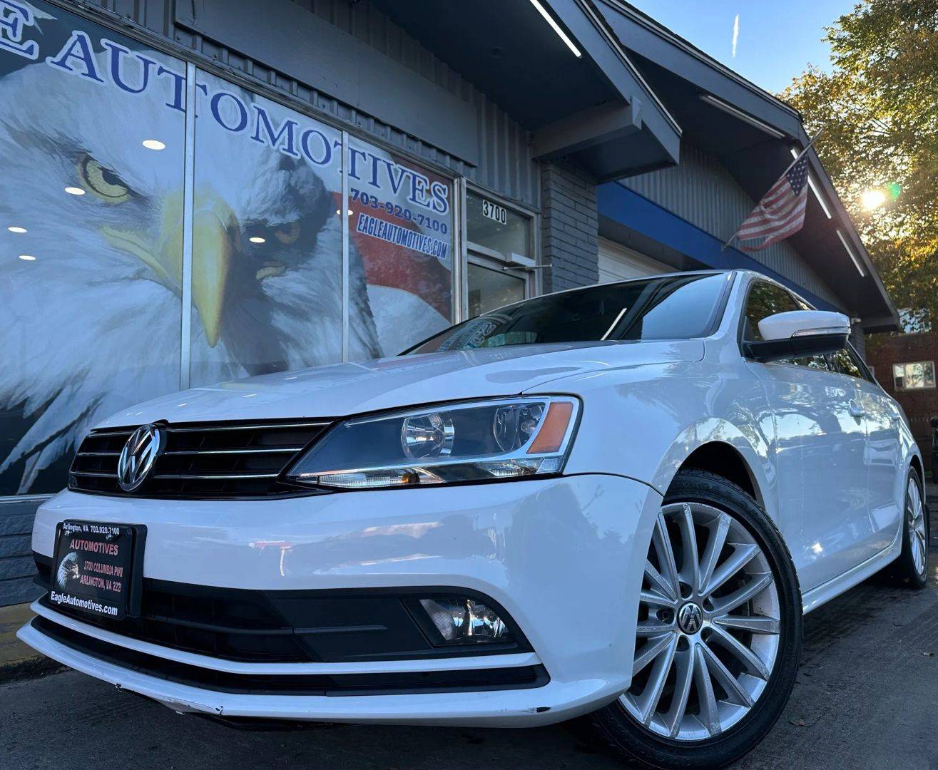 2016 Volkswagen Jetta 1.8T SEL — Sedan — 102,753 mi — Arlington, VA
