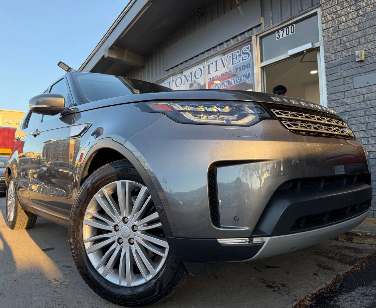 2017 Land Rover Discovery HSE Luxury — SUV — 75,401 mi — Arlington, VA