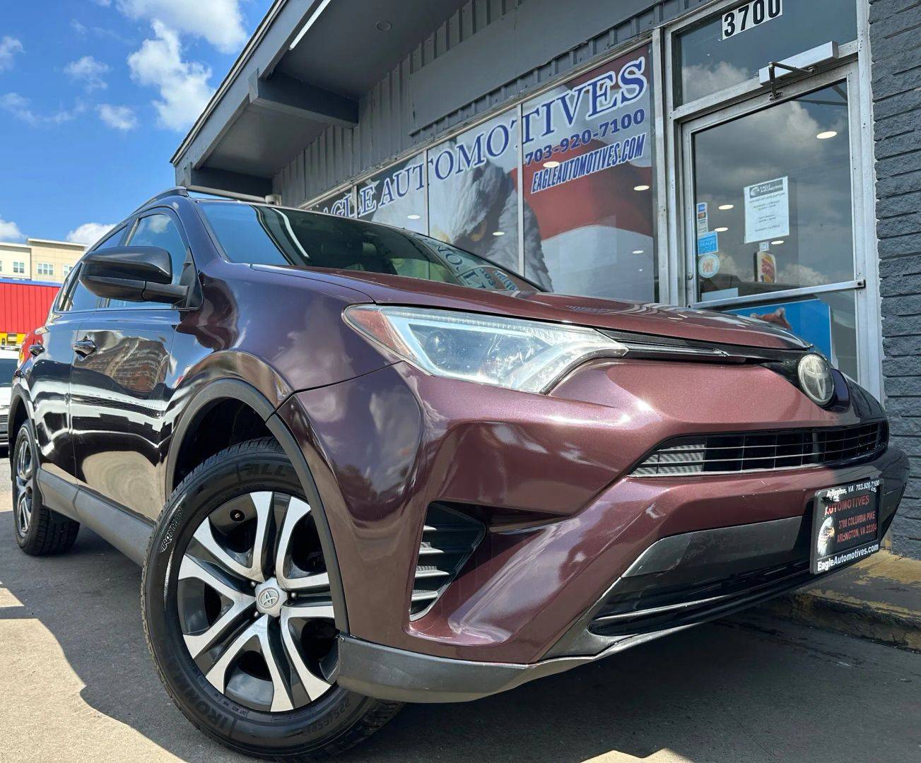 2017 Toyota RAV4 LE — SUV — 81,828 mi — Arlington, VA