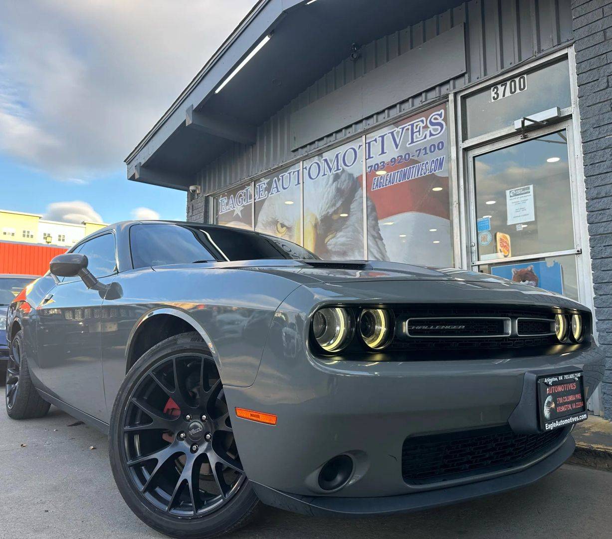 2019 Dodge Challenger SXT — Coupe — 85,205 mi — Arlington, VA