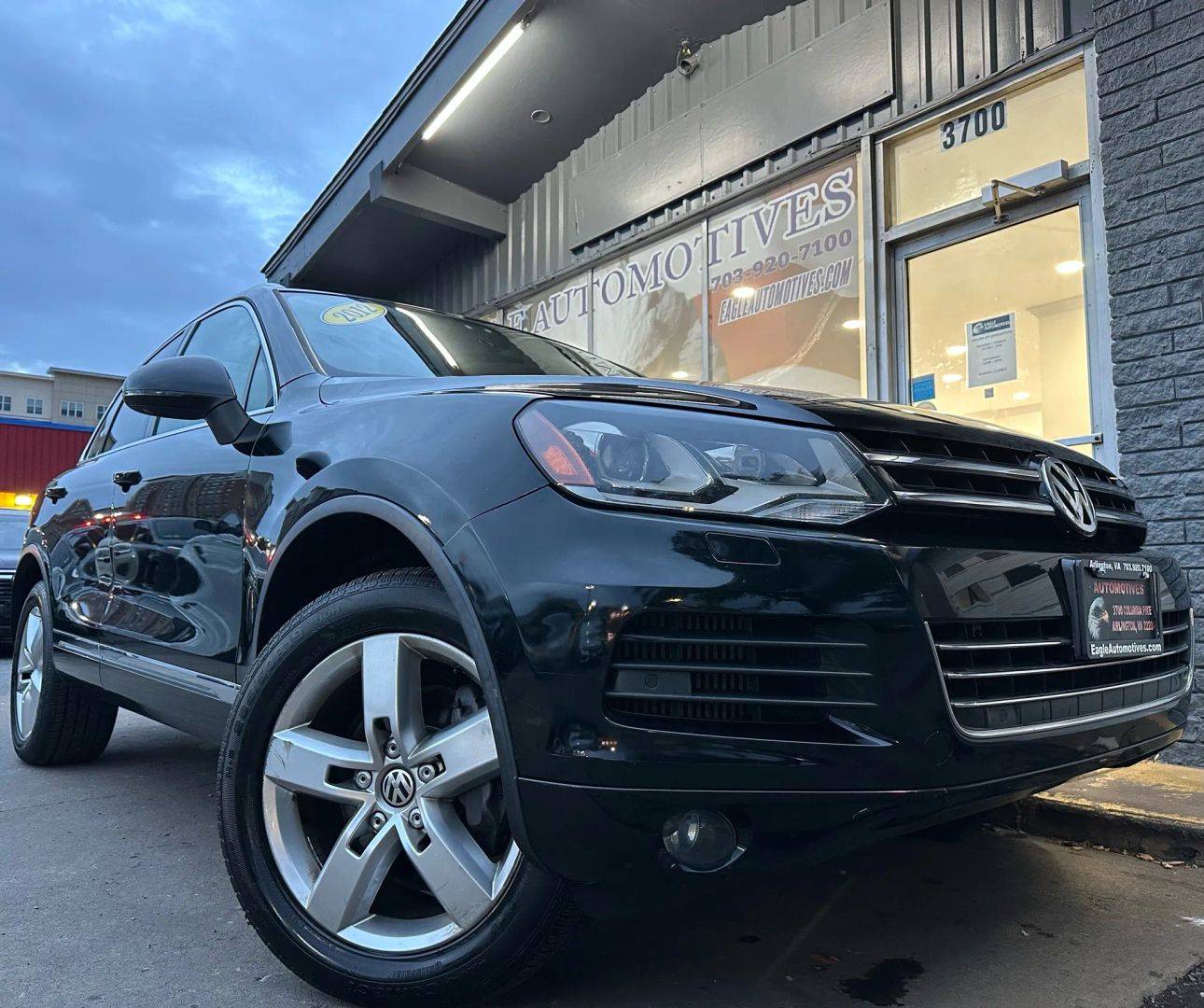 2012 Volkswagen Touareg TDI Sport — SUV — 88,871 mi — Arlington, VA