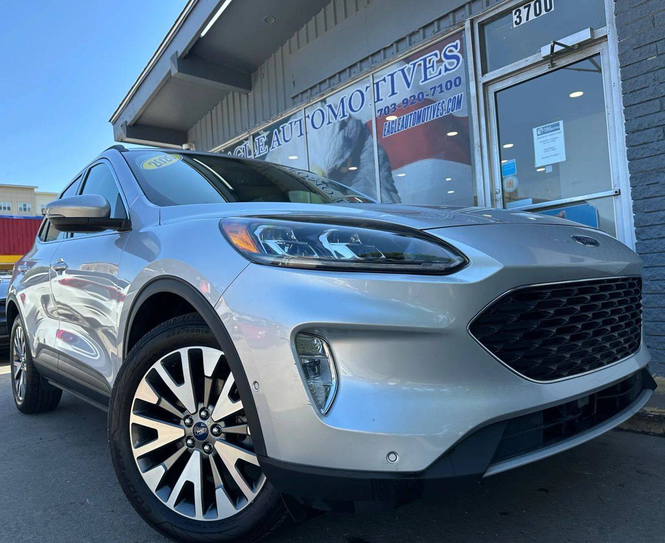 2020 Ford Escape Titanium — SUV — 100,475 mi — Arlington, VA