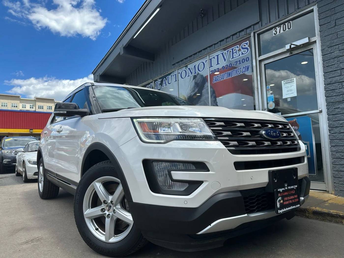 2017 Ford Explorer XLT — SUV — 83,873 mi — Arlington, VA