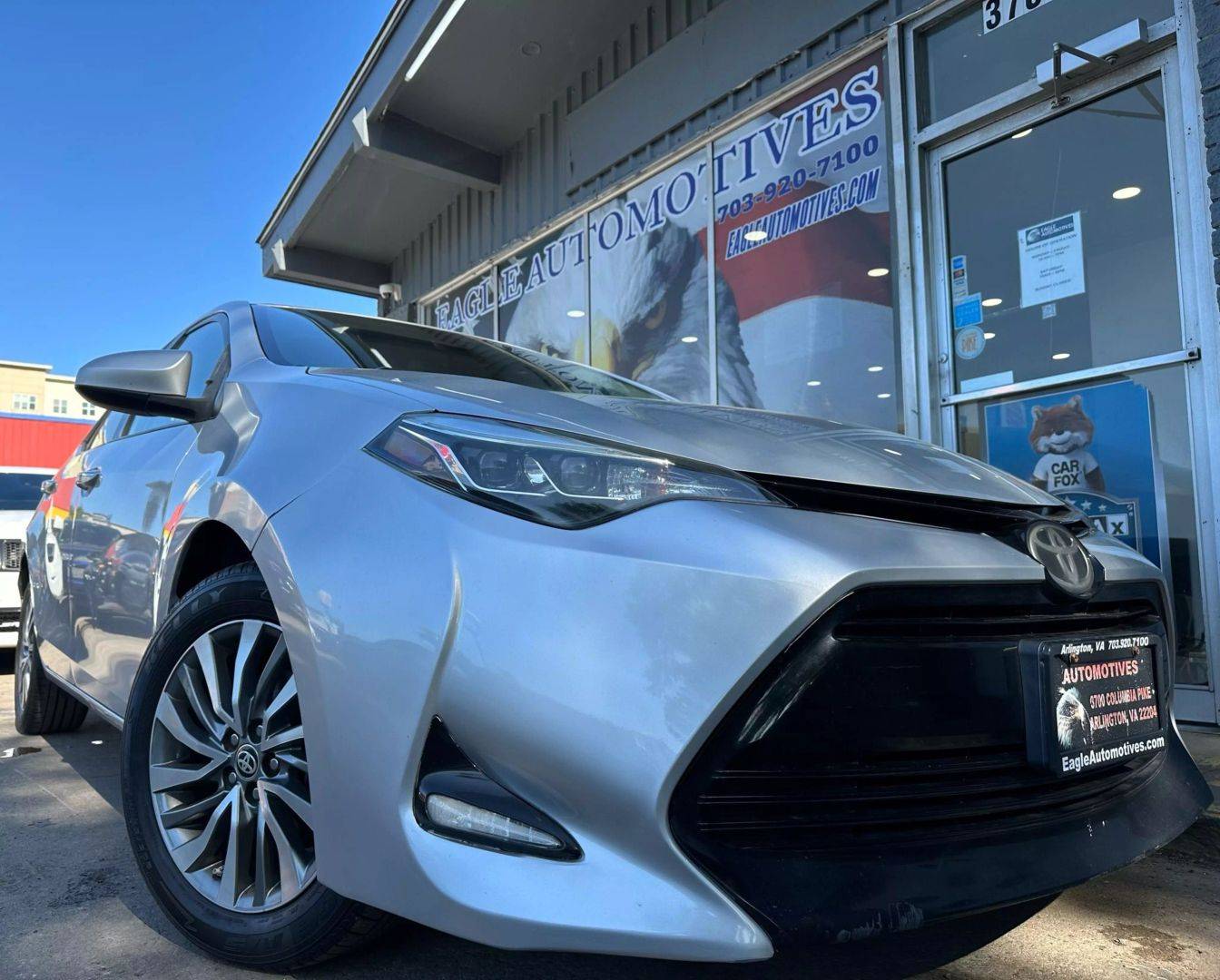 2017 Toyota Corolla XLE — Sedan — 110,391 mi — Arlington, VA