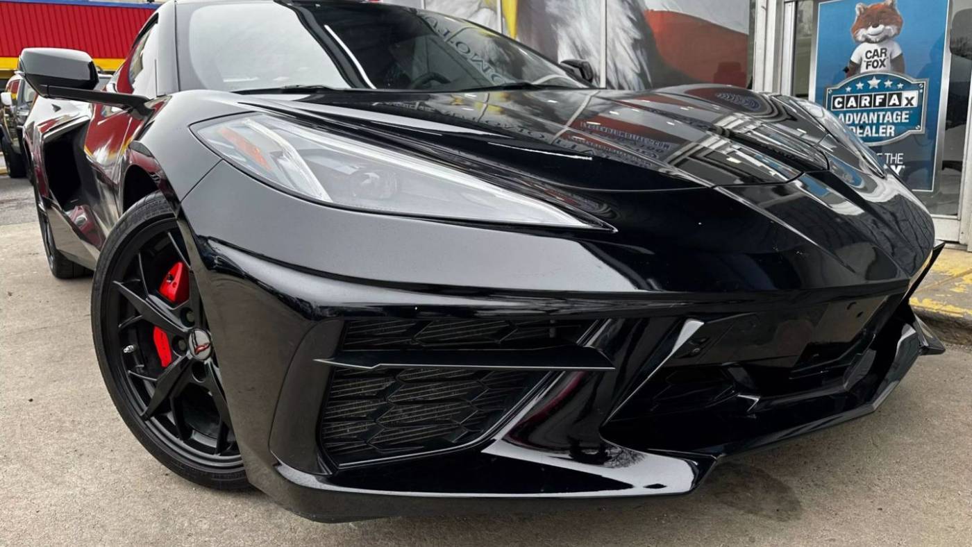 2022 Chevrolet Corvette 2LT — Coupe — 19,639 mi — Arlington, VA