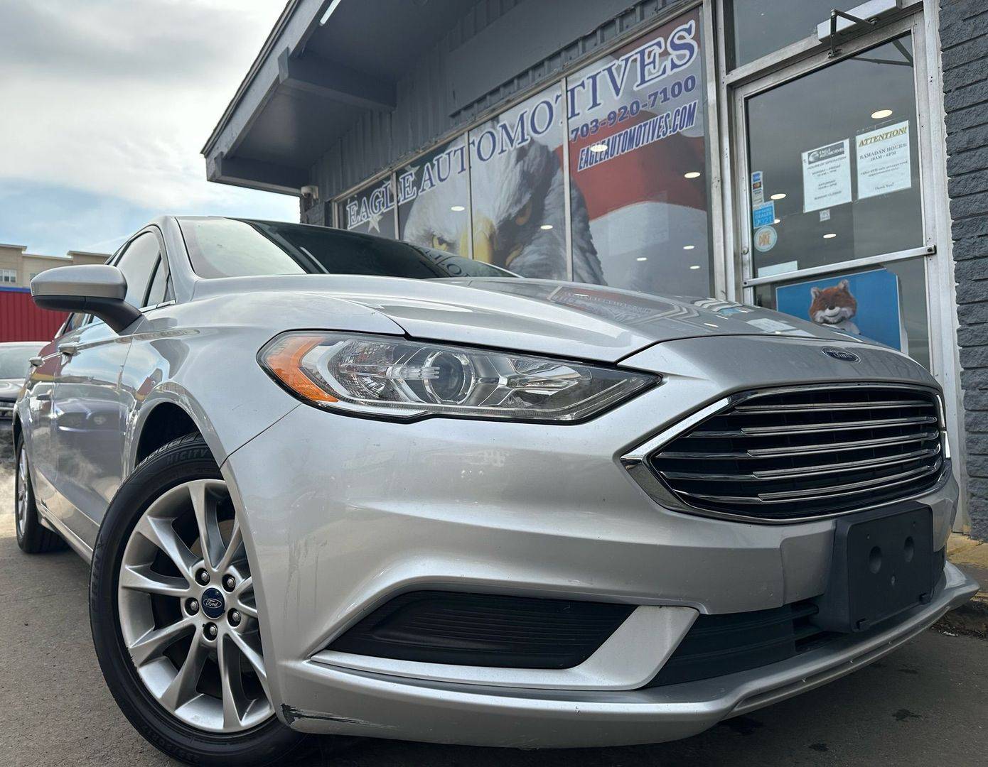 2017 Ford Fusion SE — Sedan — 84,069 mi — Arlington, VA