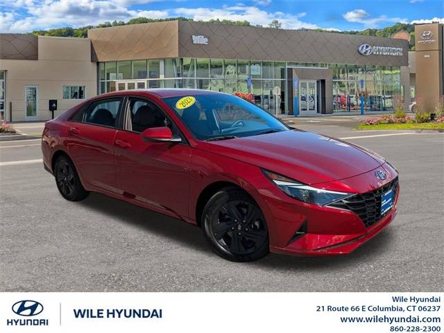 2023 Hyundai Elantra SEL — Sedan — 3,699 mi — Columbia, CT