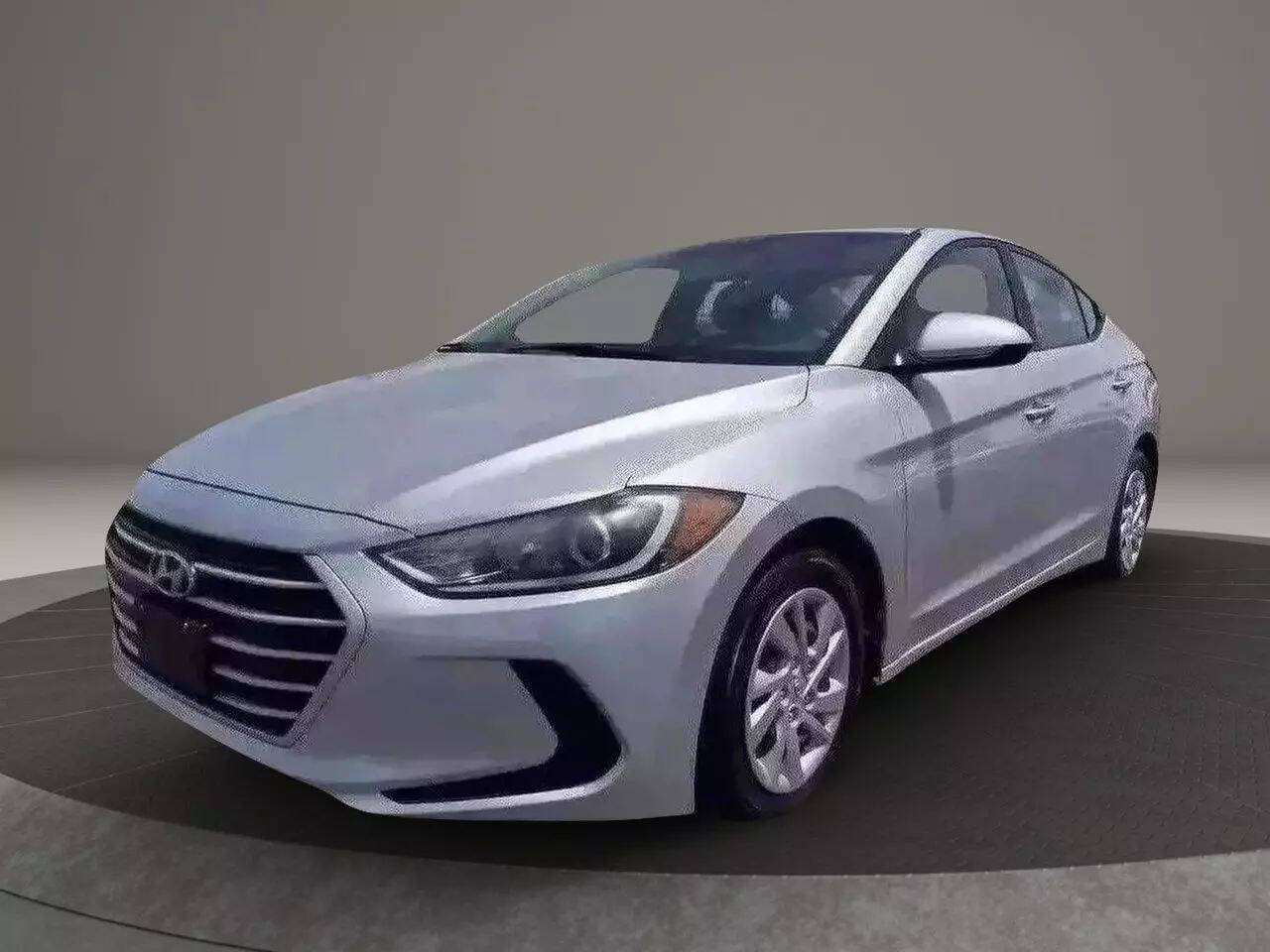 2018 Hyundai Elantra SE — Sedan — 102,885 mi — Mesa, AZ