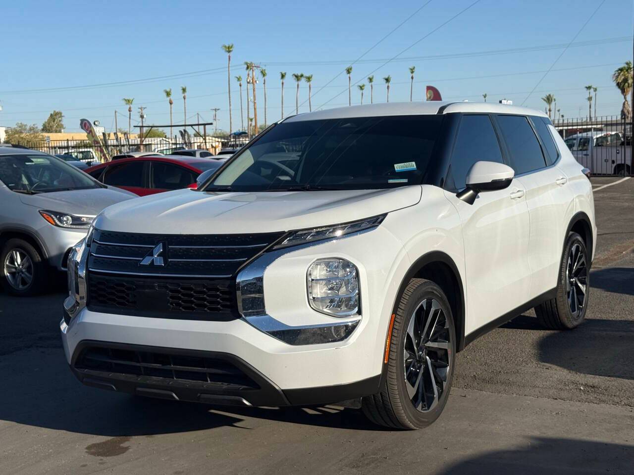 2022 Mitsubishi Outlander ES — SUV — 48,754 mi — Mesa, AZ