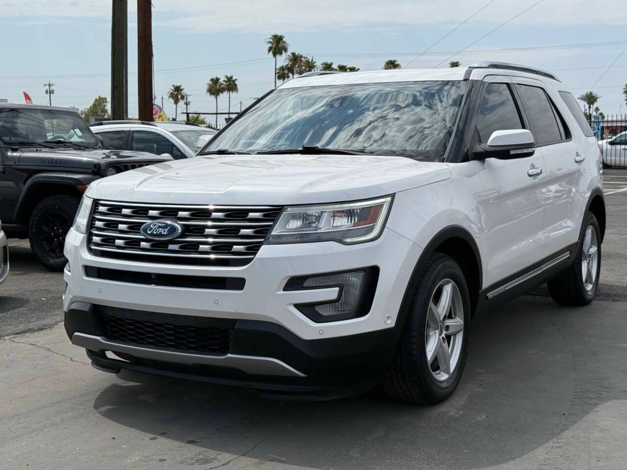 2017 Ford Explorer Limited — SUV — 157,429 mi — Mesa, AZ
