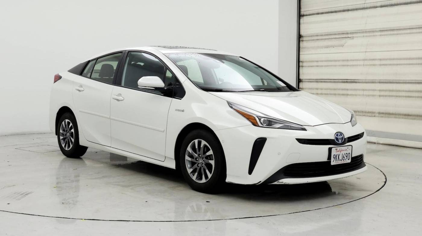 2020 Toyota Prius Limited — Hatchback — 22,674 mi — Sacramento, CA