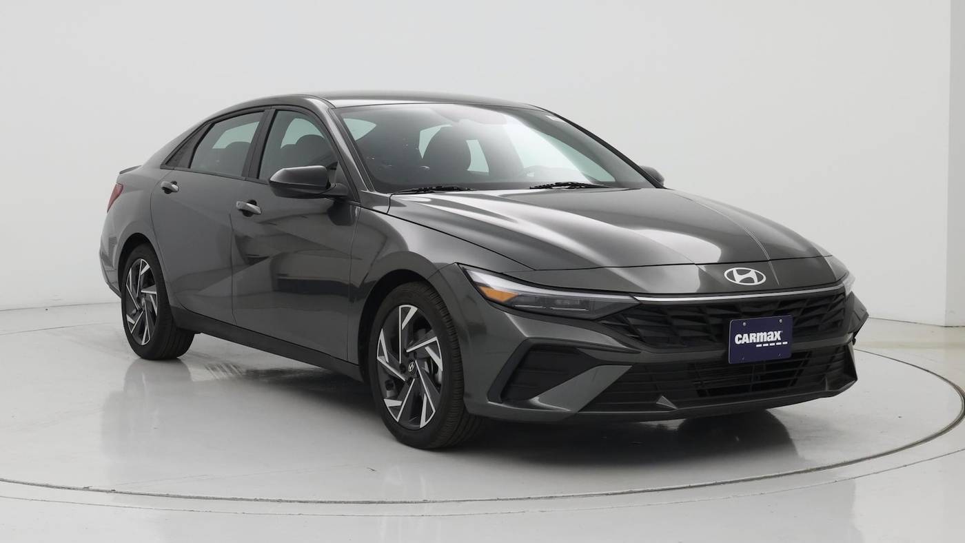 2025 Hyundai Elantra SEL Sport — Sedan — 8,850 mi — Sacramento, CA