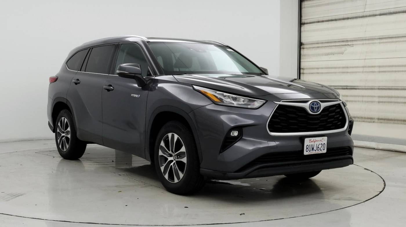 2020 Toyota Highlander Hybrid XLE — SUV — 6,071 mi — Sacramento, CA