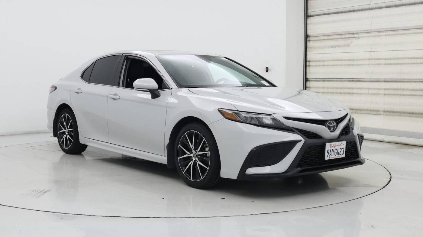 2022 Toyota Camry SE — Sedan — 20,534 mi — Sacramento, CA