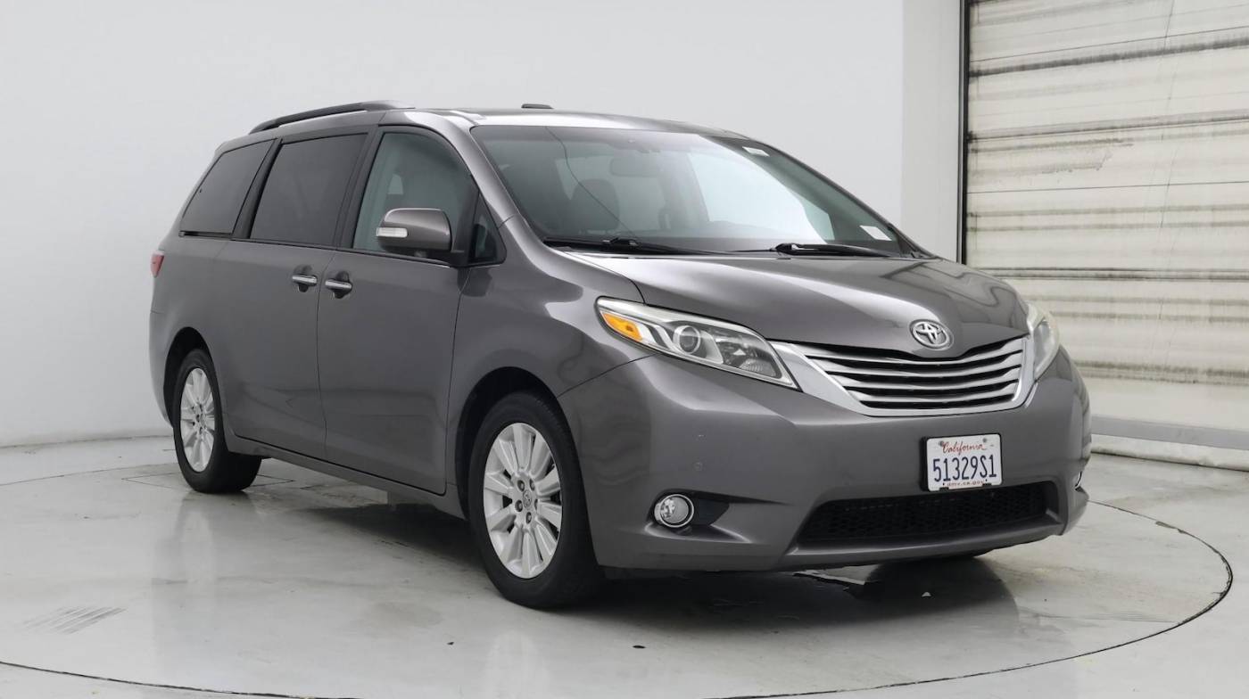 2015 Toyota Sienna Limited — Minivan — 62,247 mi — Sacramento, CA