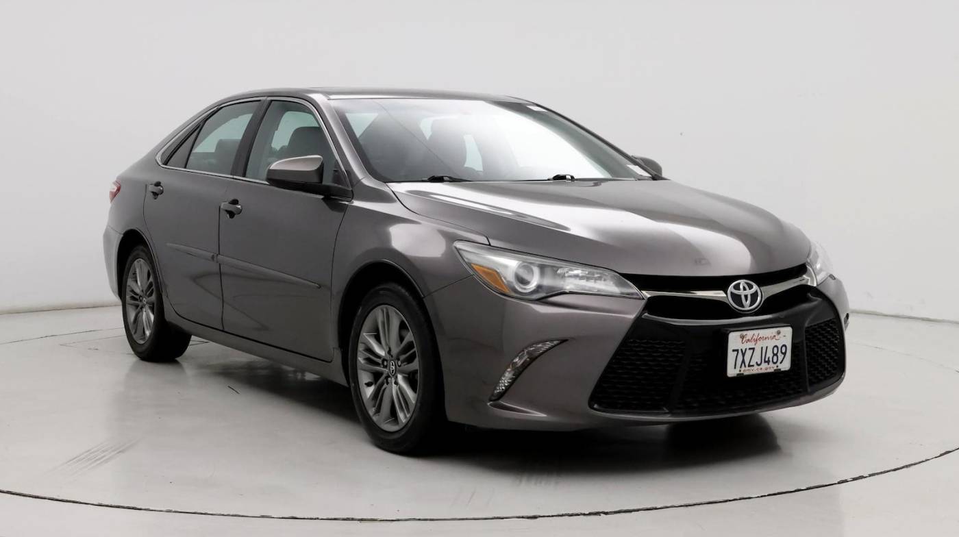 2017 Toyota Camry SE — Sedan — 112,398 mi — Sacramento, CA
