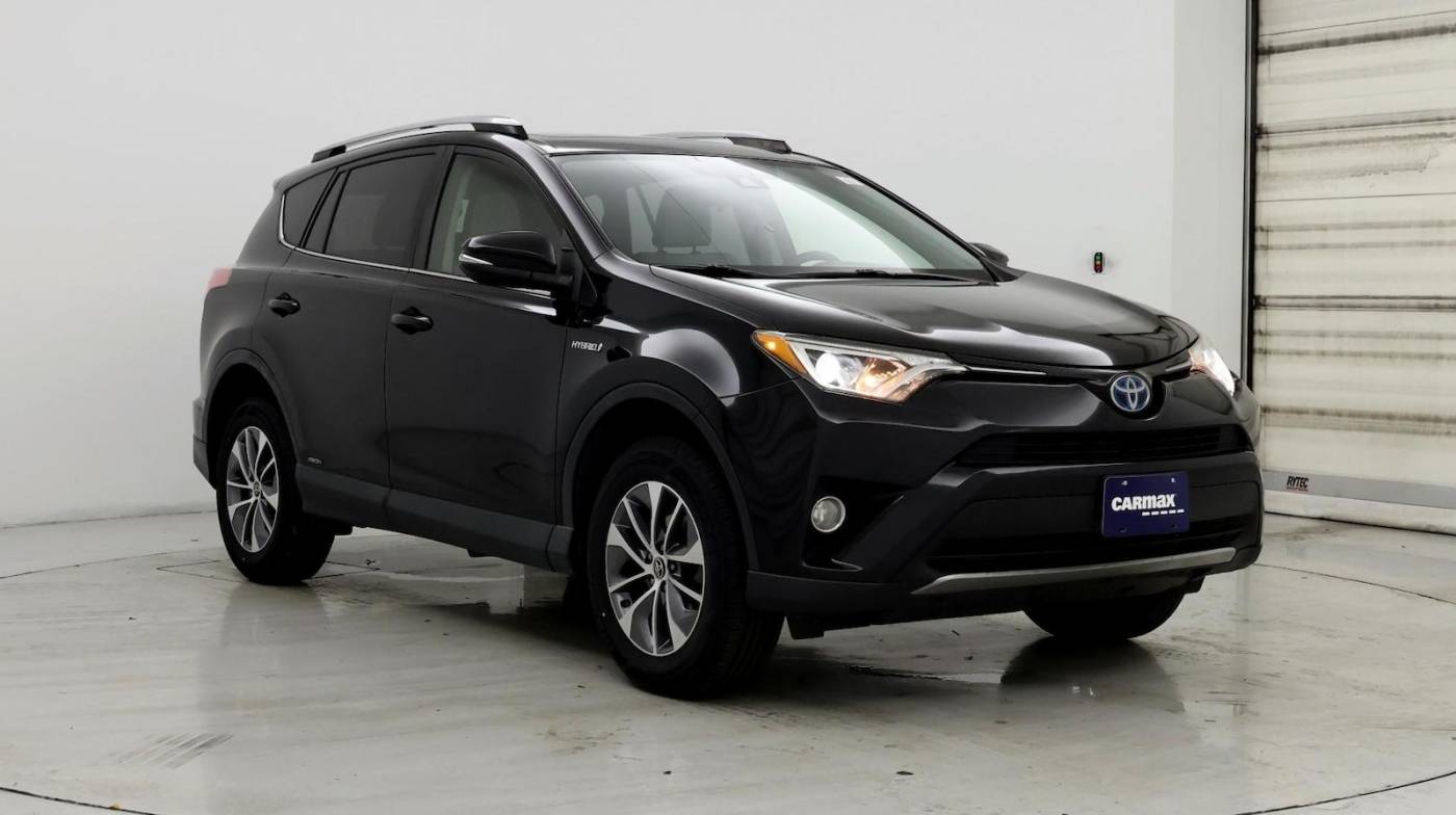 2018 Toyota RAV4 Hybrid XLE — SUV — 82,505 mi — Sacramento, CA