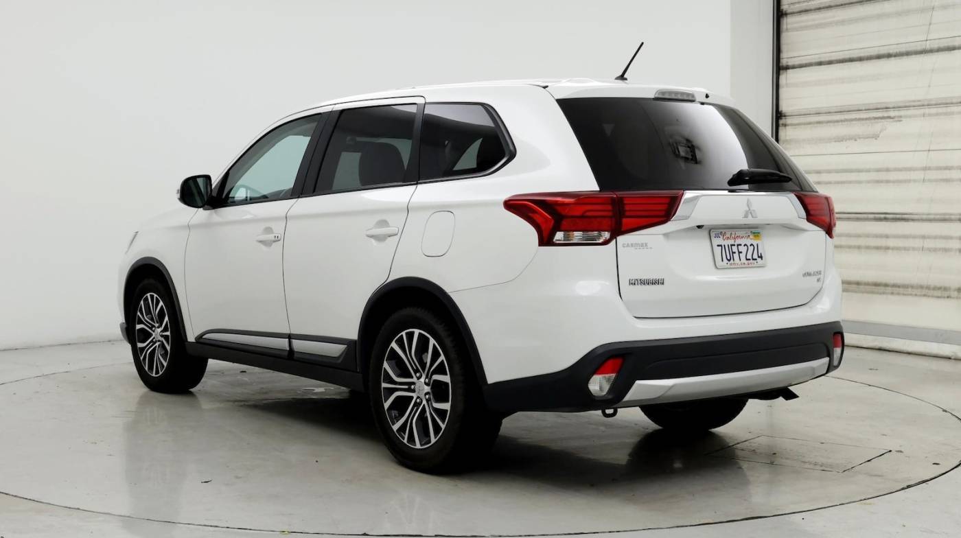 2016 Mitsubishi Outlander SE — SUV — 73,450 mi — Sacramento, CA