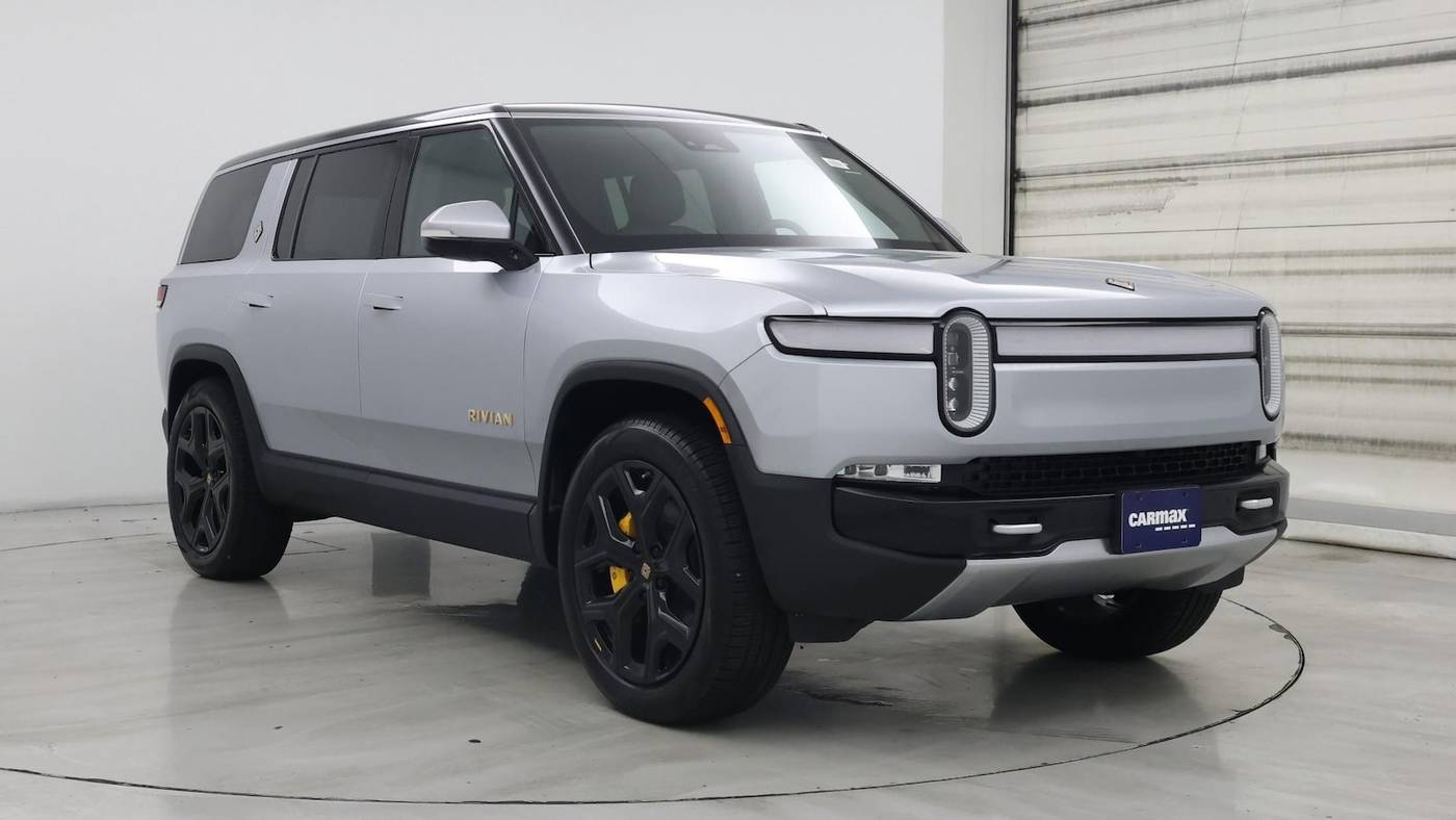 2023 Rivian R1S