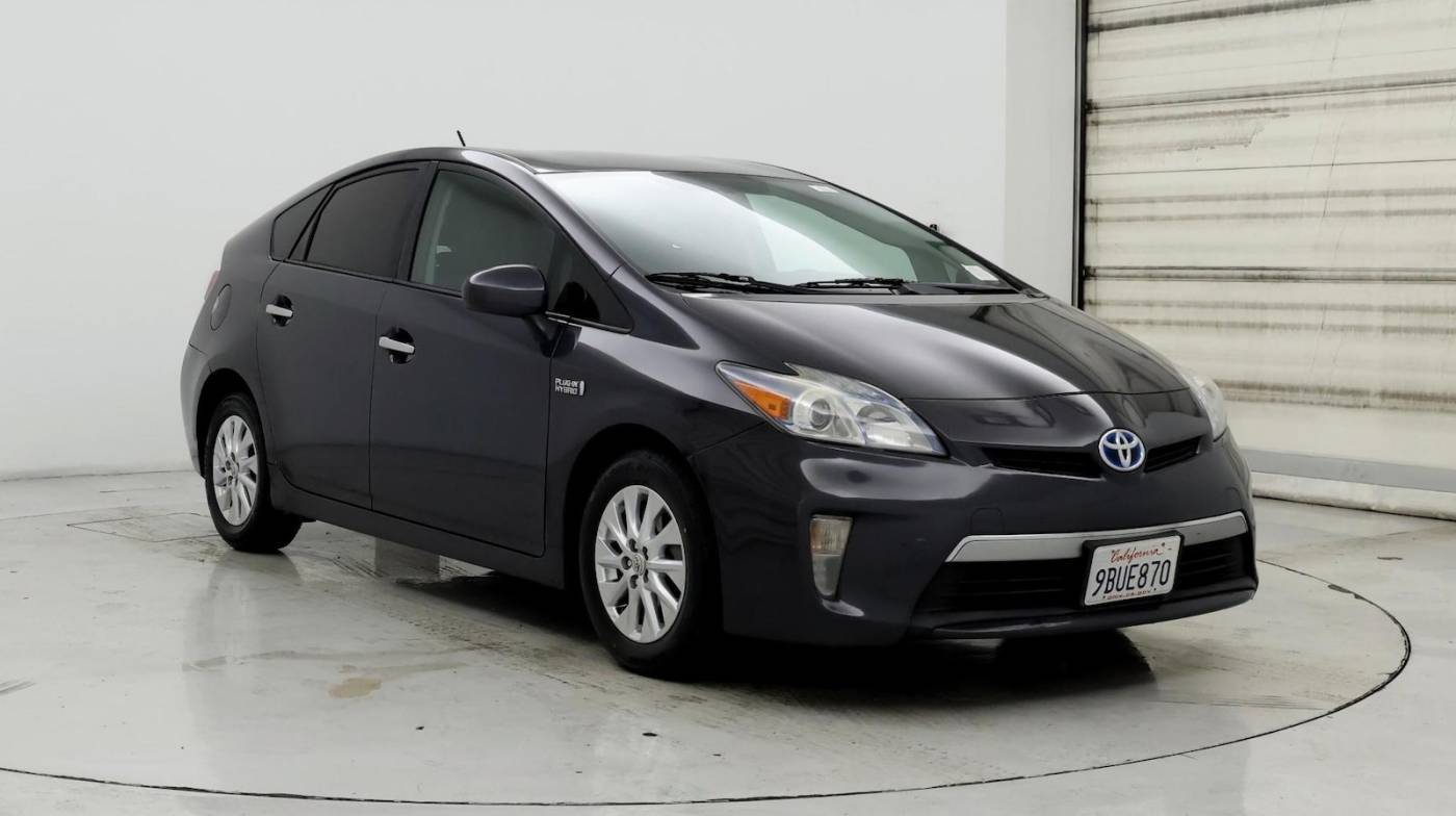 2015 Toyota Prius Plug-in Hybrid — Hatchback — 126,489 mi — Sacramento, CA