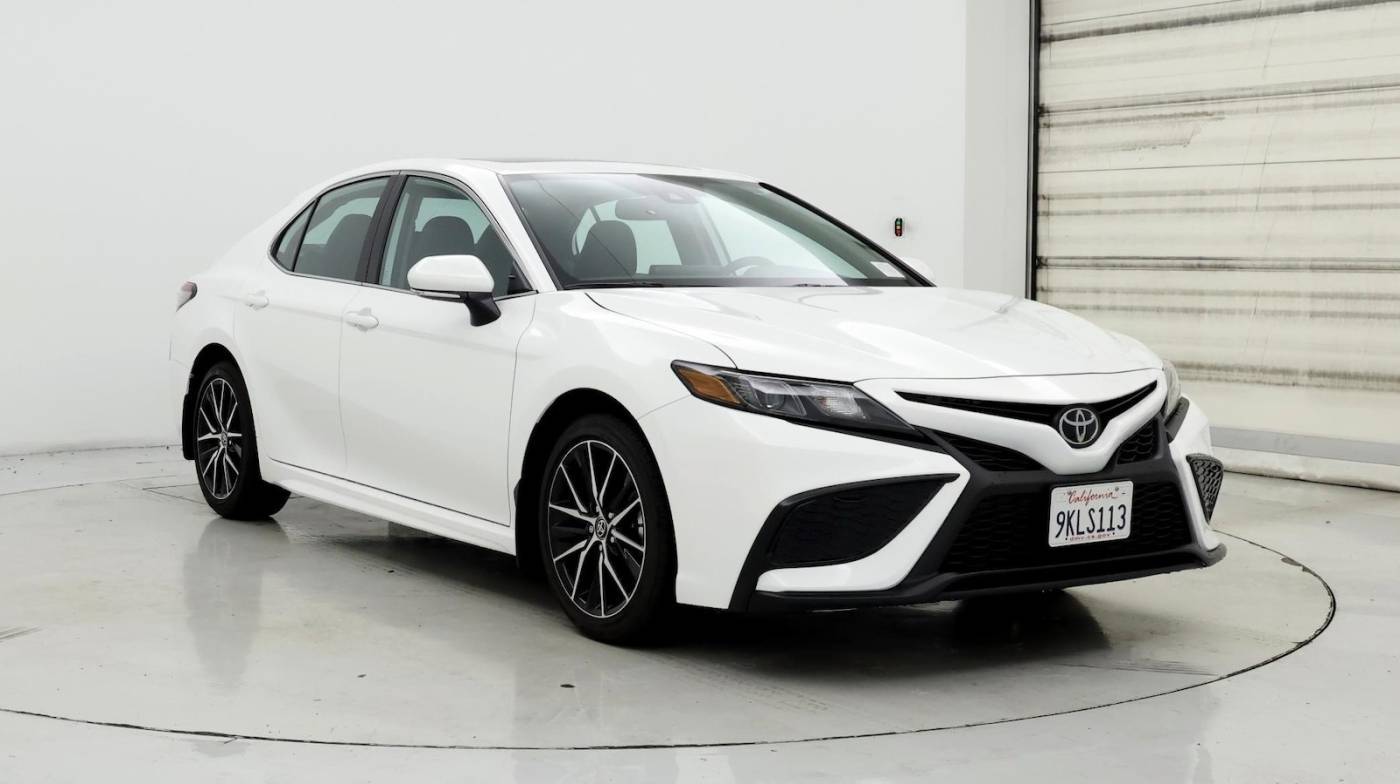 2024 Toyota Camry SE — Sedan — 1,740 mi — Sacramento, CA