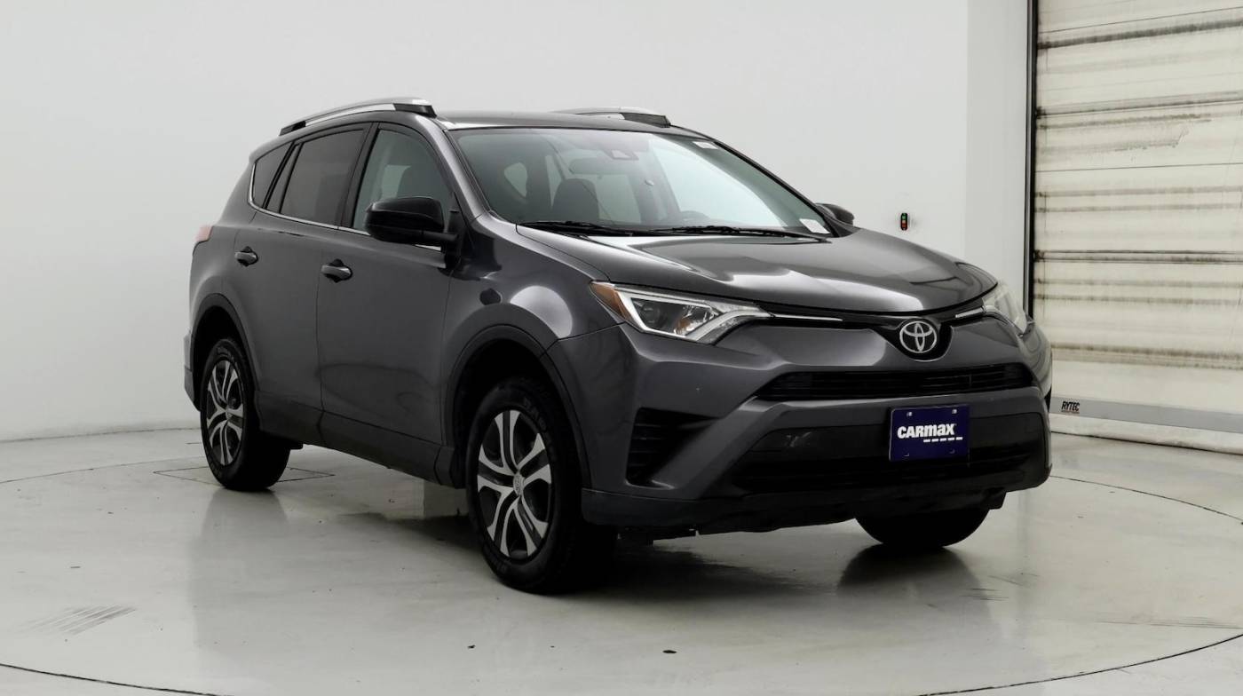 2017 Toyota RAV4 LE — SUV — 84,645 mi — Sacramento, CA