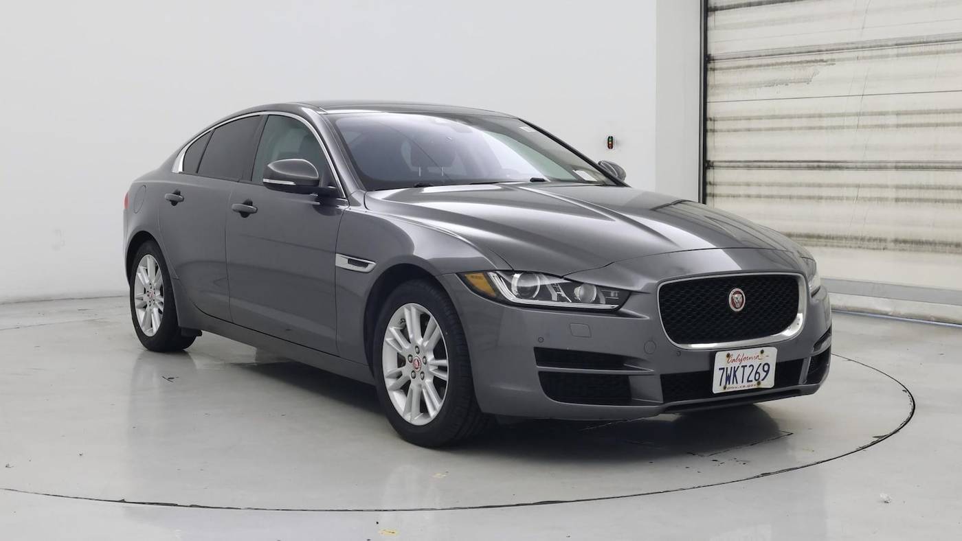 2017 Jaguar XE