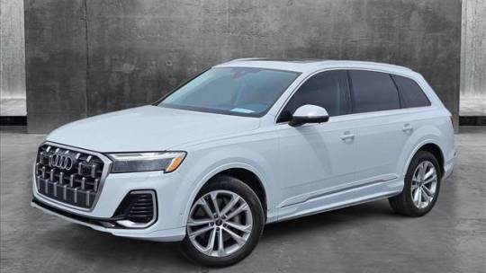 2025 Audi Q7 quattro Premium 45 TFSI
