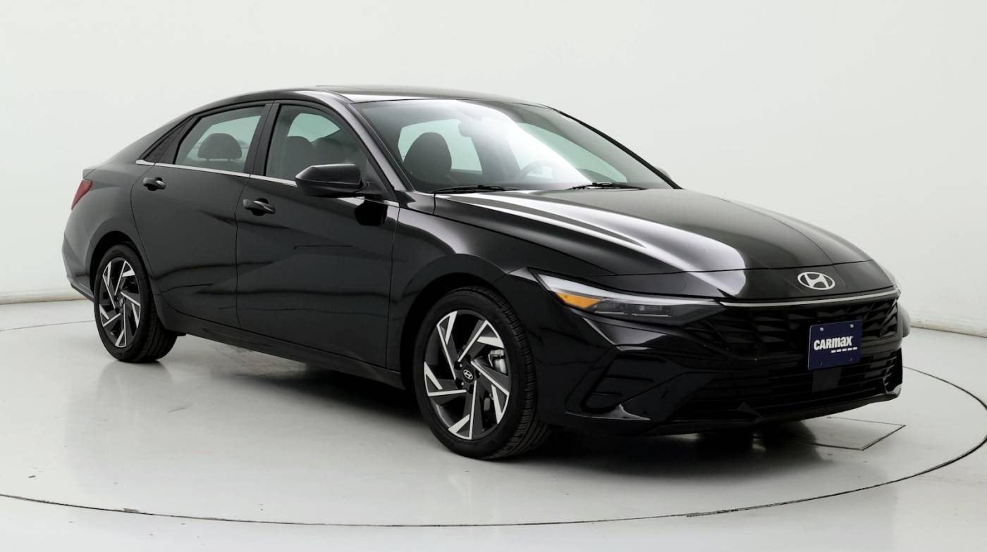 2024 Hyundai Elantra SEL — Sedan — 2,439 mi — Frederick, MD
