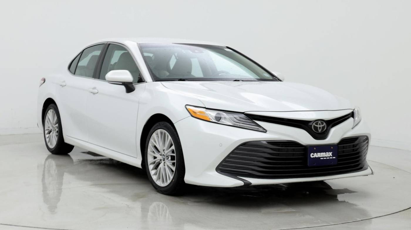 2018 Toyota Camry XLE — Sedan — 74,419 mi — Frederick, MD