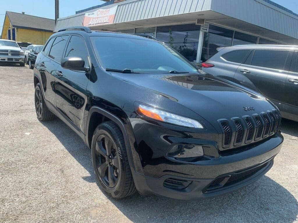 2017 Jeep Cherokee Sport — SUV — 114,735 mi — Tulsa, OK