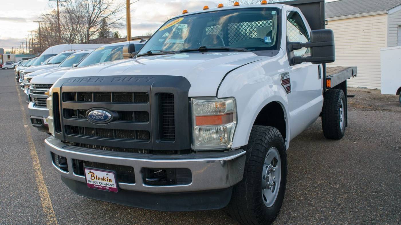 2009 Ford Super Duty F-350 Chassis Cab XL — Chassis Cab Truck — 127,478 mi — Great Falls, MT