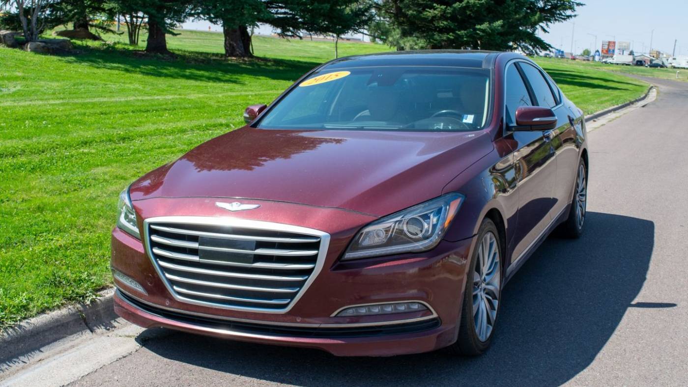 2015 Hyundai Genesis 5.0 — Sedan — 122,813 mi — Great Falls, MT