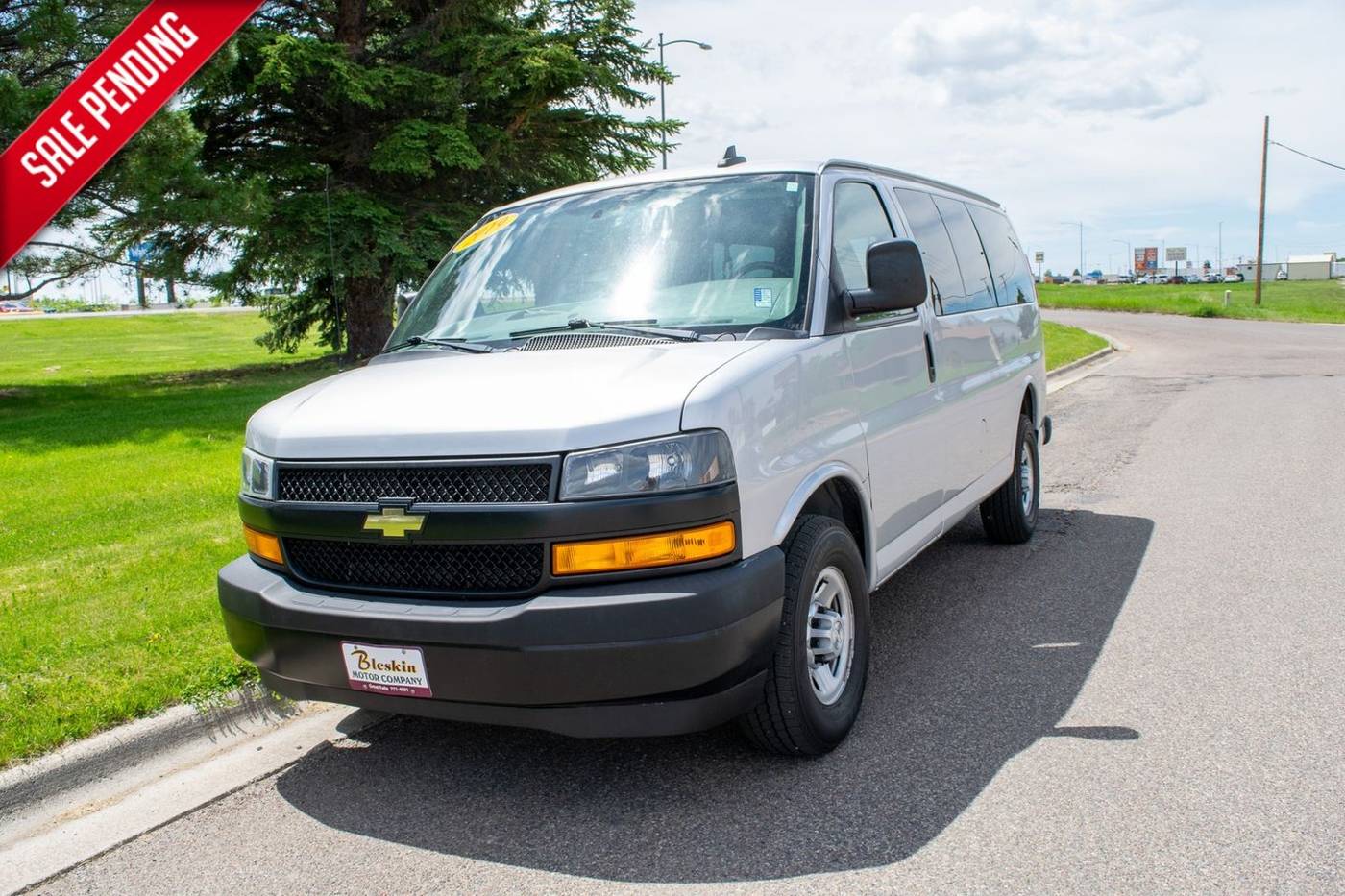 2019 Chevrolet Express Passenger LS — Passenger Van — 80,832 mi — Great Falls, MT