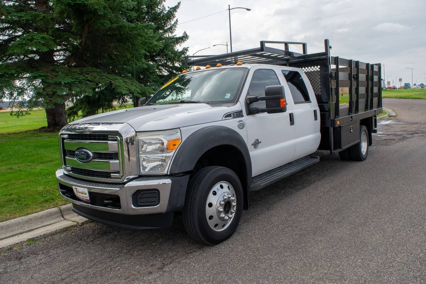 2015 Ford Super Duty F-550 Chassis Cab Lariat — Chassis Cab Truck — 125,000 mi — Great Falls, MT