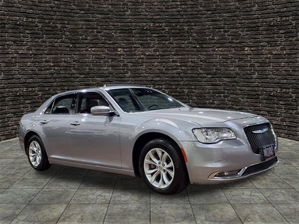 2015 Chrysler 300 Limited — Sedan — 171,716 mi — Verona, NJ