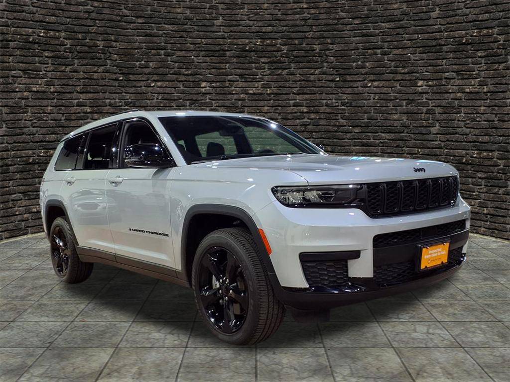 2023 Jeep Grand Cherokee Altitude — SUV — 12,045 mi — Verona, NJ