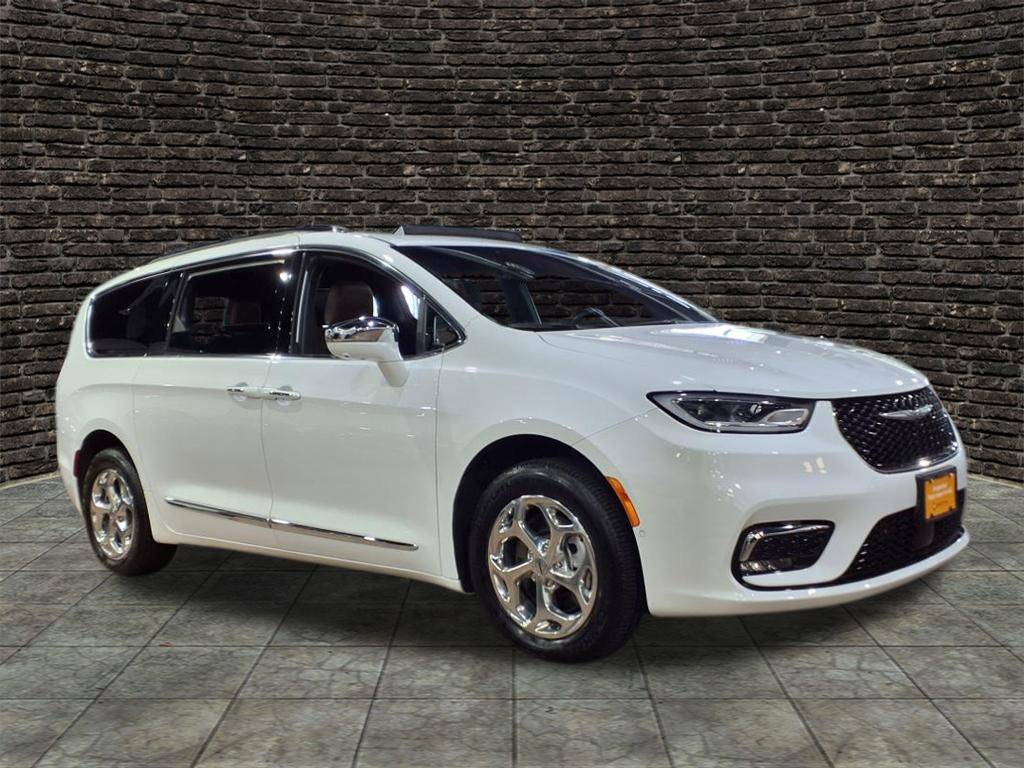 2021 Chrysler Pacifica Limited — Minivan — 15,084 mi — Verona, NJ