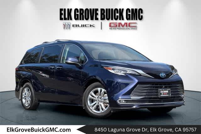 2022 Toyota Sienna Platinum — Minivan — 54,511 mi — Elk Grove, CA