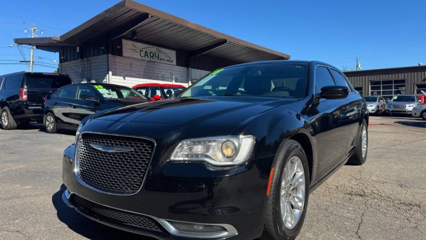 2018 Chrysler 300 Touring L — Sedan — 121,687 mi — Cary, NC