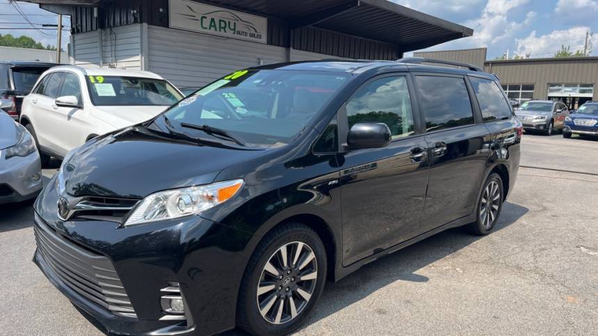 2020 Toyota Sienna XLE — Minivan — 120,563 mi — Cary, NC