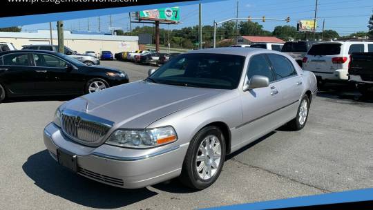 Used Lincoln Town Car for Sale in Wilkesboro NC with Photos