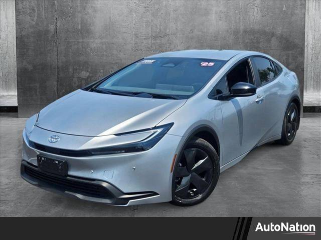 2025 Toyota Prius LE — Hatchback — 13,912 mi — Las Vegas, NV