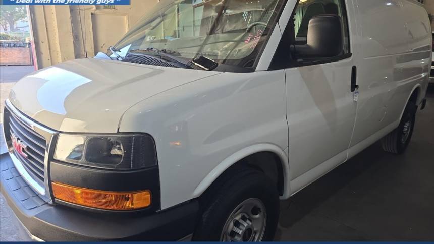 2022 GMC Savana Cargo Van Base — Cargo Van — 23,657 mi — Kihel, HI