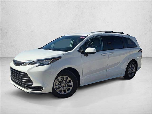 2022 Toyota Sienna LE — Minivan — 142,321 mi — Las Vegas, NV