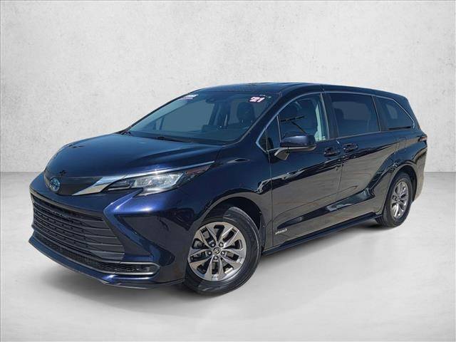 2021 Toyota Sienna LE — Minivan — 129,281 mi — Las Vegas, NV