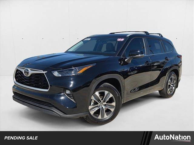 2025 Toyota Highlander XLE — SUV — 10,197 mi — Las Vegas, NV