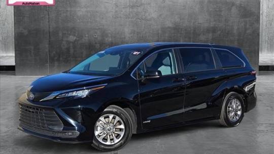 2021 Toyota Sienna LE — Minivan — 56,219 mi — Las Vegas, NV